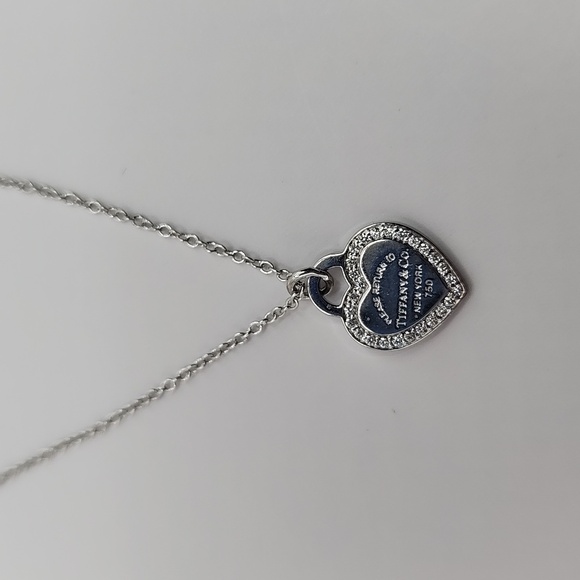 Tiffany & Co. Double Heart 18K Gold Diamond Necklace - Picture 5 of 7